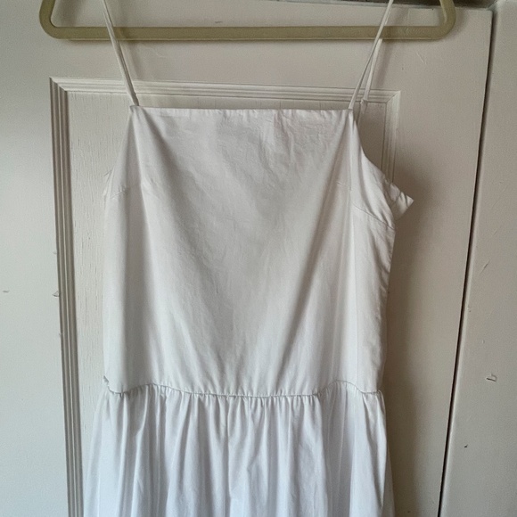 White XS Aritzia Babaton Poplin Midi Dress - Picture 1 of 9